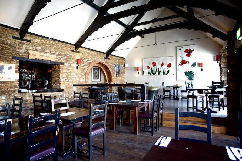 Priory Inn Tetbury Exterior foto